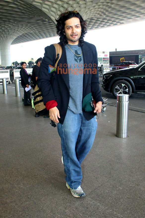 photos alia bhatt sidharth malhotra and others snapped at the airport 3