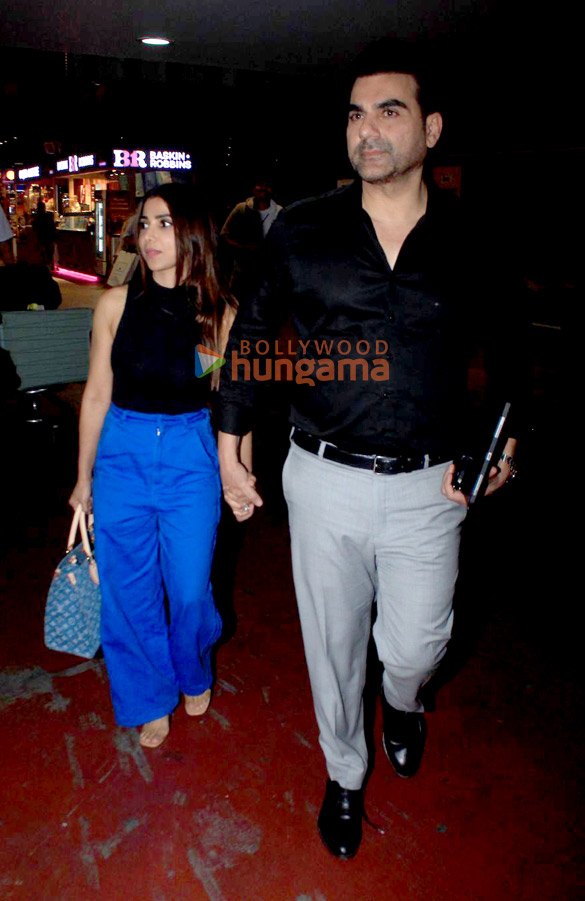 photos arbaaz khan snapped with wife sshura khan at the airport 4