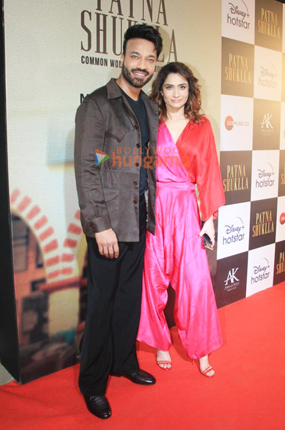 photos celebs grace the premiere of patna shukla 21