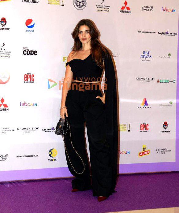 photos disha patani sidharth malhotra sara ali khan and others snapped at fef india fashion awards 15