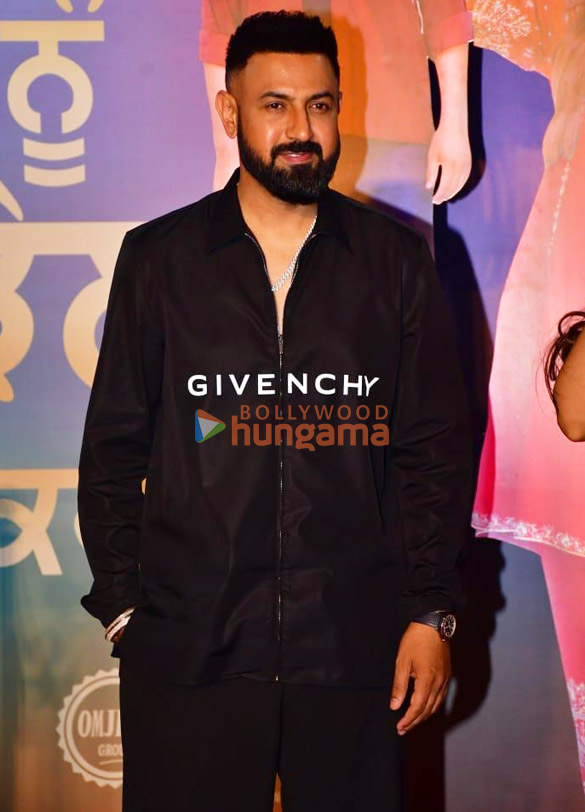 photos gippy grewal sargun mehta and others grace the premiere of jatt nuu chudail takri 2