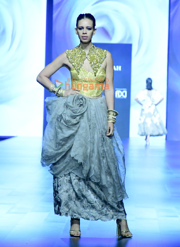 photos kalki koechlin turns showstopper for lakme fashion week 2024 5