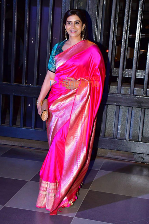 photos kartik aaryan ankita lokhande bhagyashree and others snapped at an awards function 8