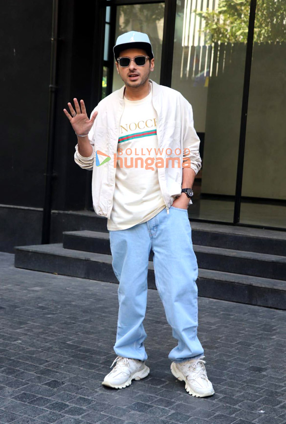 photos kunal kemmu and divyendu sharma snapped promoting their film madgaon express 5
