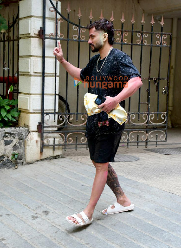 photos kunal kemmu and soha ali khan celebrate holi in bandra 3