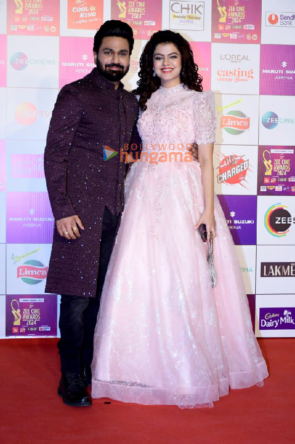 photos shah rukh khan bobby deol sanjana sanghi and others snapped at zee cine awards 2024 4