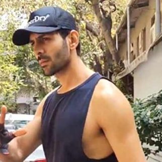 'Sexy Munda', paps compliment Kartik Aaryan as he gets clicked post workout
