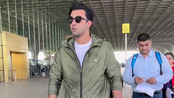So humble! Ranbir Kapoor greets paps as he gets clicked at the airport