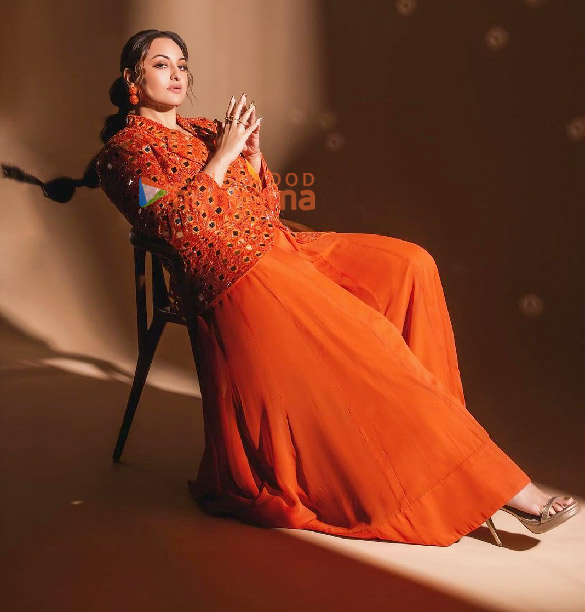 sonakshi sinha 6 44
