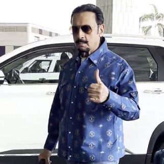 We love that swag ! Gulshan Grover gets papped while posing for the paps