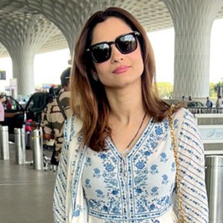 Ankita Lokhande hugs her mom as she gets clicked by paps at the airport