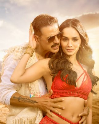 Movie Stills Of The Movie Bade Miyan Chote Miyan