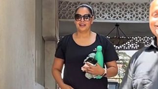 Bipasha Basu chits chats with paps as she gets back from her gym session