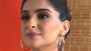 Chic & Elegant! Sonam Kapoor is the true fashionista