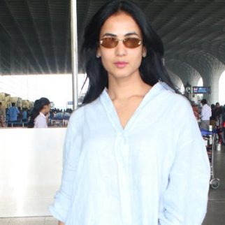 Sonal Chauhan greets paps with a smile as she gets clicked at the airport