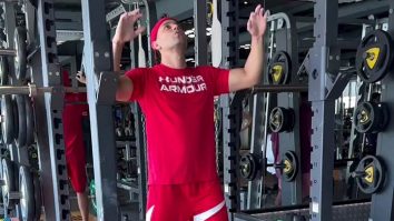 Nailing the pull ups! Kunal Kemmu back at it after a small break