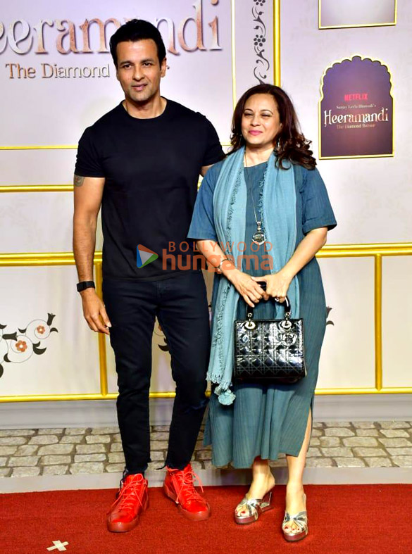 photos aditi rao hydari manisha koirala sanjay leela bhansali and others grace the premiere of heeramandi 24404 12