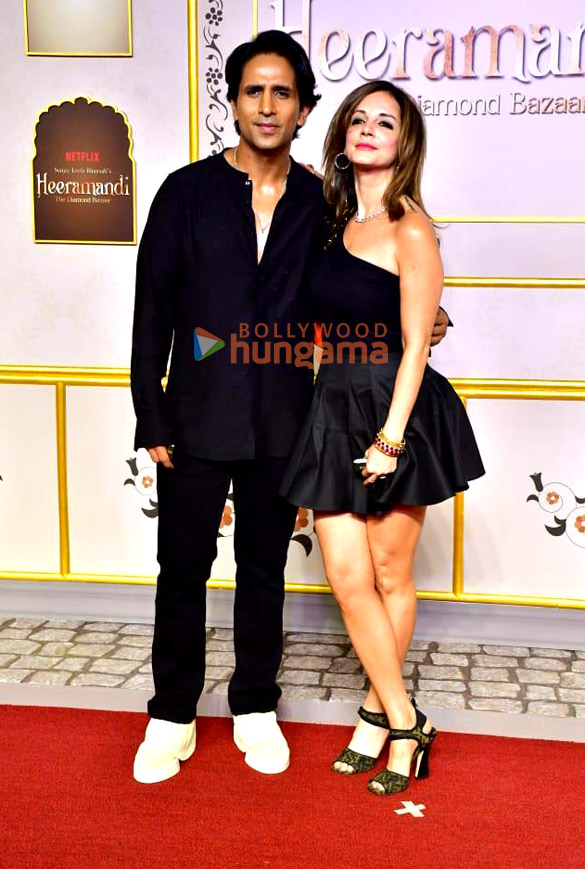 photos aditi rao hydari manisha koirala sanjay leela bhansali and others grace the premiere of heeramandi 24404 22