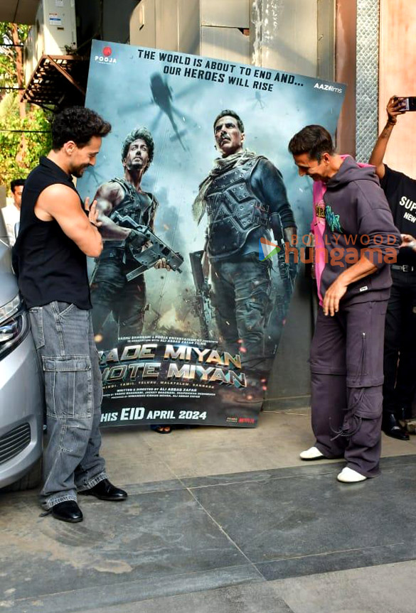 photos akshay kumar and tiger shroff snapped promoting their film bade miyan chote miyan 1