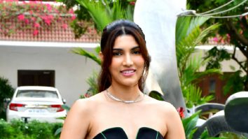 Photos: Alizeh Agnihotri snapped promoting the World Digital Premiere of Farrey
