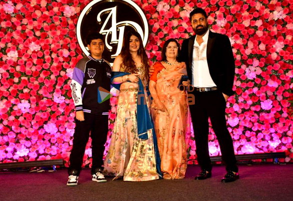photos arti singh krushna abhishek and others snapped at formers sangeet ceremony 770 8