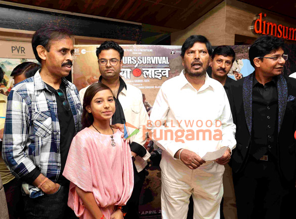 photos celebs grace the premiere of gauraiya live 3