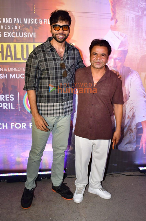photos celebs grace the premiere of kaam chalu hai 2