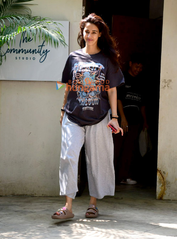 photos disha patani spotted at a dance class in santacruz 5