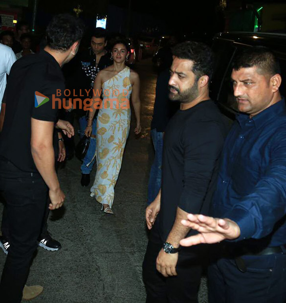 photos jr ntr ranbir kapoor alia bhatt hrithik roshan saba azad and karan johar snapped in bandra 1