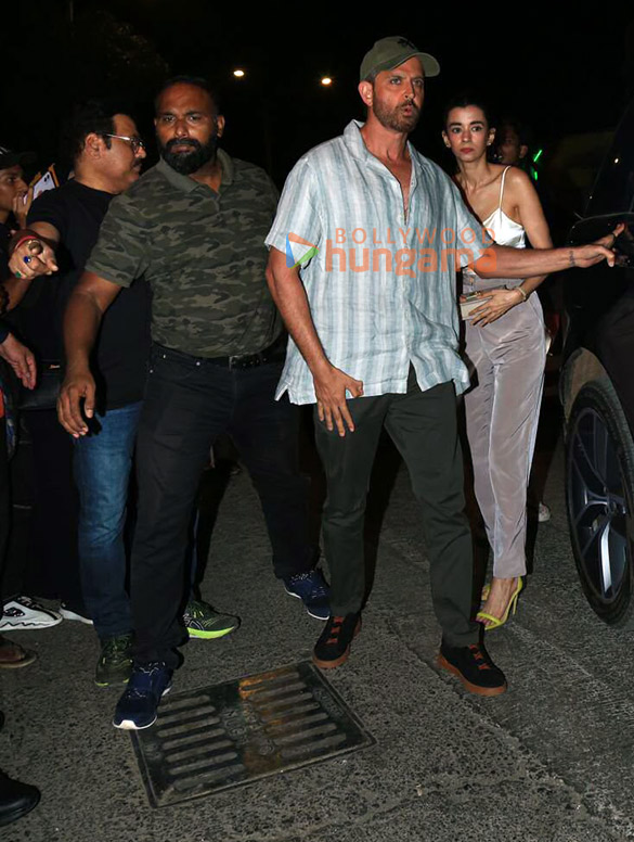 photos jr ntr ranbir kapoor alia bhatt hrithik roshan saba azad and karan johar snapped in bandra 2