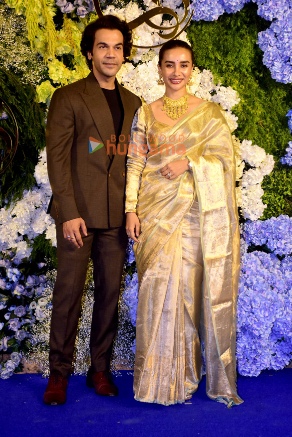 photos producer anand pandit and family snapped with daughter aishwarya and son in law sahil at their wedding reception 12 4