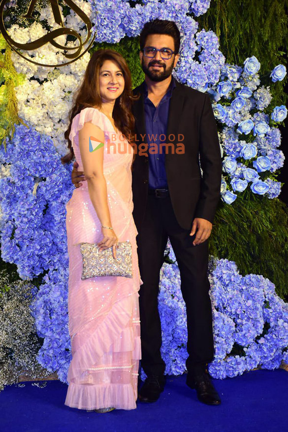 photos producer anand pandit and family snapped with daughter aishwarya and son in law sahil at their wedding reception 17 2