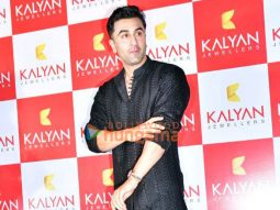 Photos: Ranbir Kapoor attends the store launch of Kalyan Jewellers in Andheri