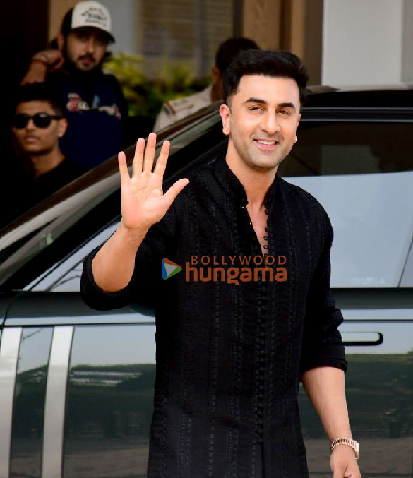 Photos: Ranbir Kapoor snapped at Kalina airport Photos: Ranbir Kapoor snapped at Kalina airport