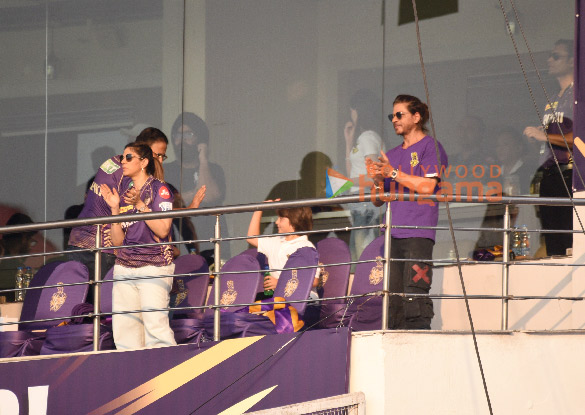photos shah rukh khan suhana khan ananya panday and abram khan snapped at eden gardens for kolkata knight riders match at ipl 2024 4