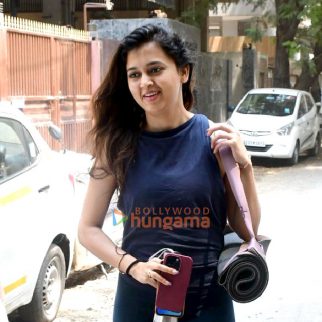 Photos: Tejasswi Prakash snapped outside her yoga class