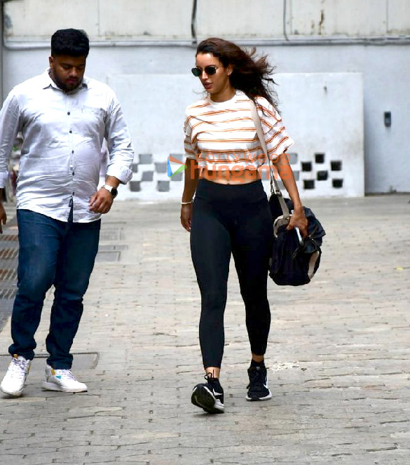 photos triptii dimri snapped outside the gym in bandra 1