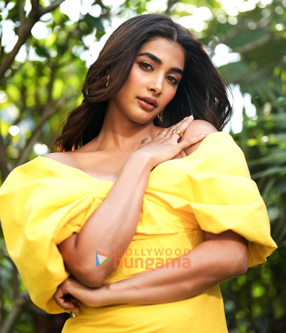 pooja hegde 5 75