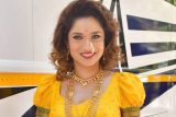 Ankita Lokhande gets clicked with an injured hand on Dance Deewane set