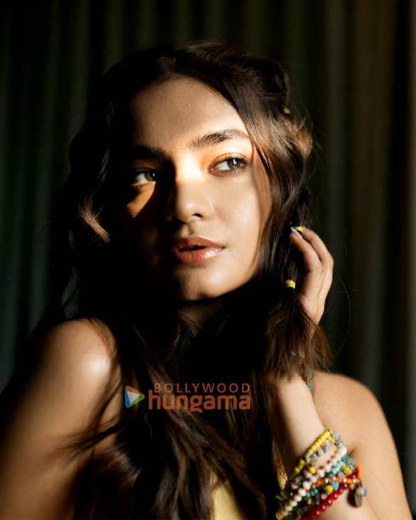 anushka sen 5 7
