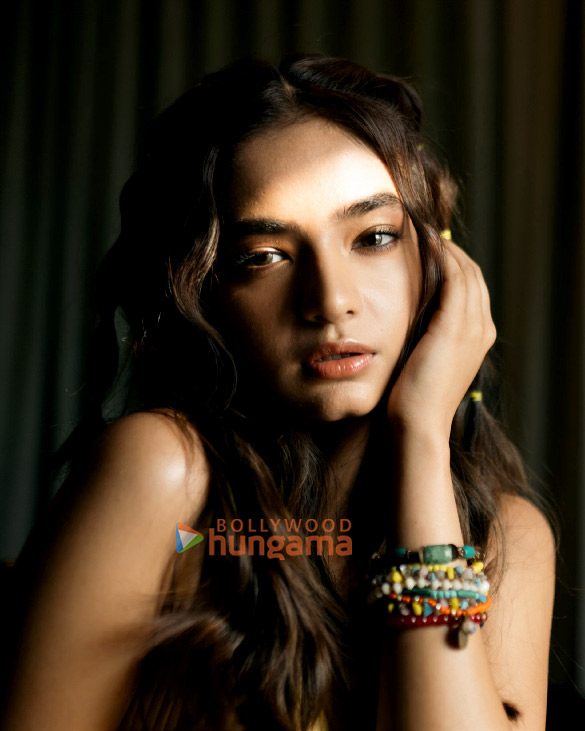 anushka sen 6 5