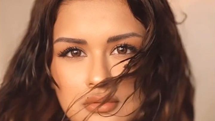 Avneet Kaur making heads turn in this oh-so-hot look