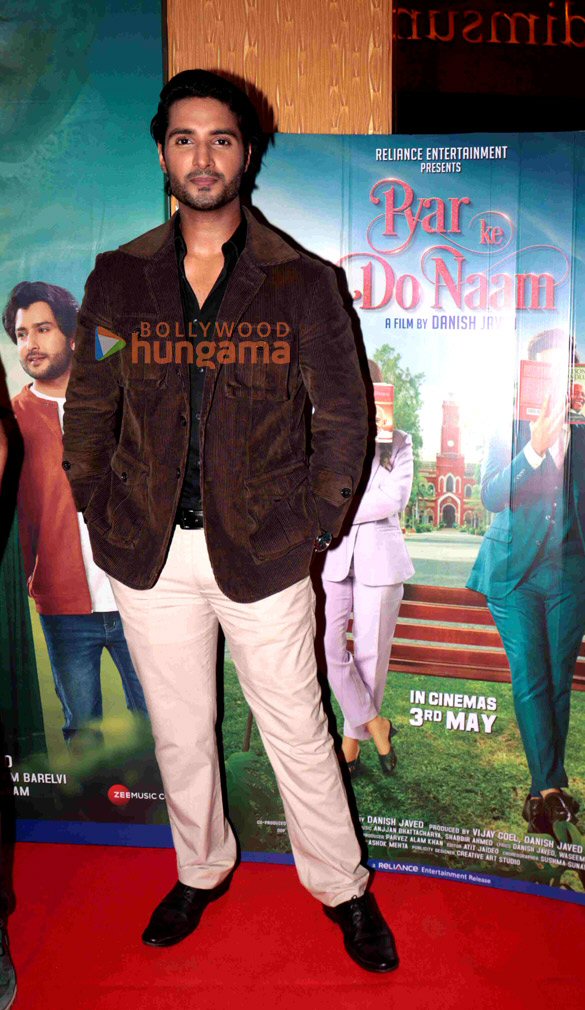 photos achal takwal namita lal and others grace the premiere of pyar ke do naam 7