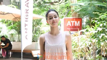 Photos: Ananya Panday, Khushi Kapoor and Karishma Tanna snapped outside the gym in Bandra