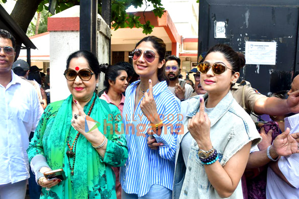 photos lok sabha elections 2024 janhvi kapoor farhan akhtar zoya akhtar among others cast their votes in mumbai41
