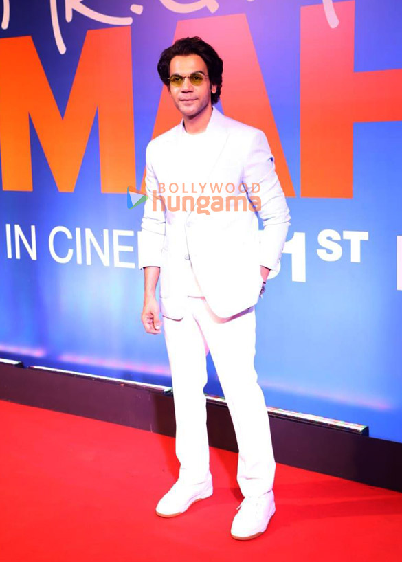 photos rajkummar rao janhvi kapoor and others snapped at mr and mrs mahi song launch 4