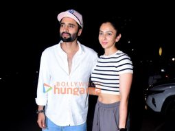 Photos: Rakul Preet Singh and Jackky Bhagnani snapped in Bandra