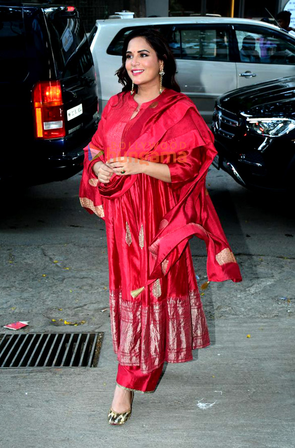photos sonakshi sinha fardeen khan aditi rao hydari and others snapped at the success bash of heeramandi 4