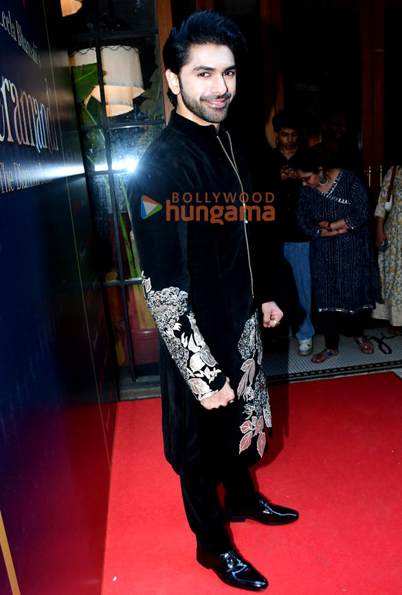 photos sonakshi sinha fardeen khan aditi rao hydari and others snapped at the success bash of heeramandi 6