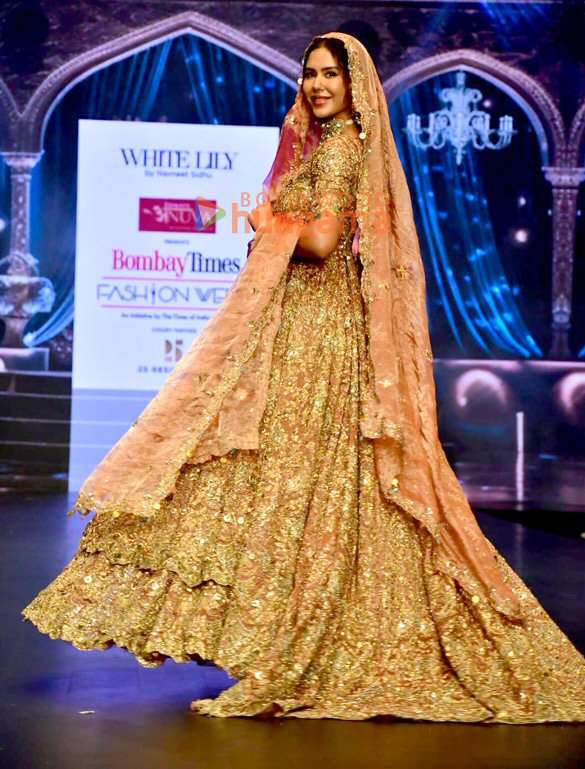 photos sonam bajwa walk for navnit sandhu at bombay times fashion week 2024 2